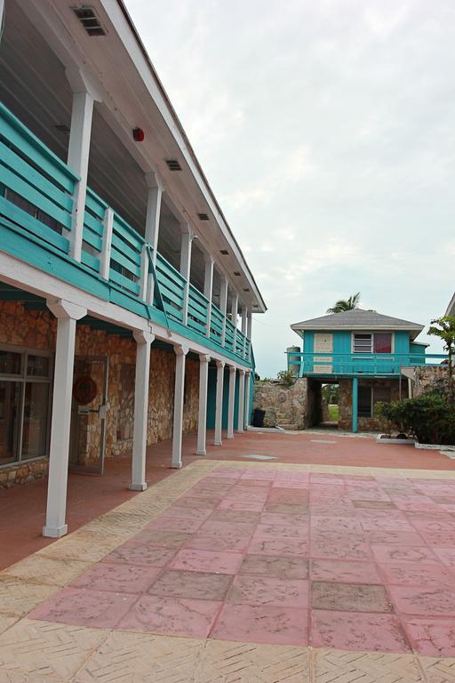 Two Turtles Resort Bahamas 乔治镇 外观 照片